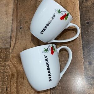 Starbucks mugs set of 2 matching peace dove mittens 2011‎ ceramic coffee cups